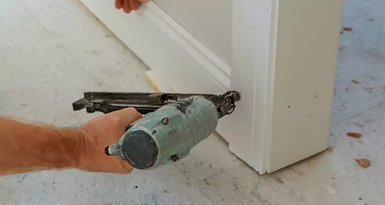 Fix Garage Door Panel in Pinecrest, FL