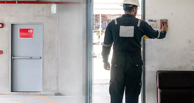 Emergency Fire Exit Door Repair in Pinecrest, FL