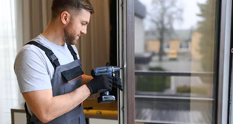 Sliding Screen Door Handle Repair in Pinecrest, FL