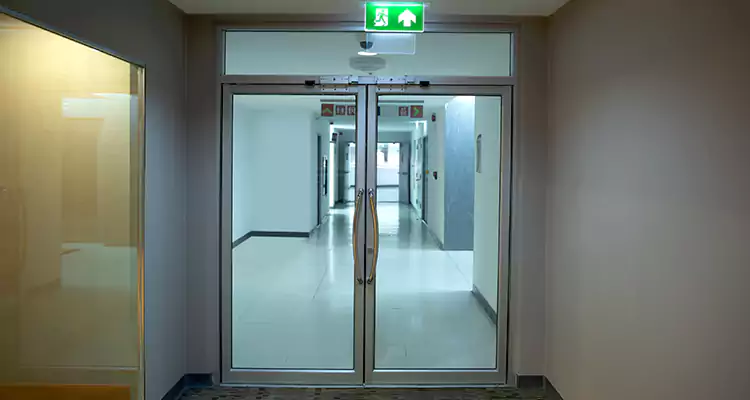Emergency Glass Door Repair in Pinecrest, FL
