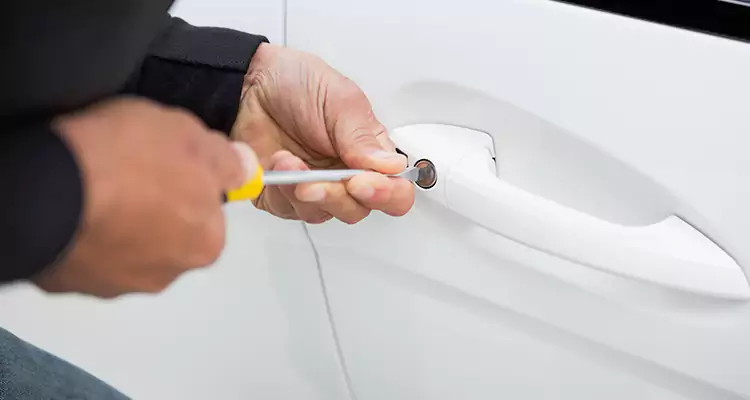 Door Knob Repair Plate in Pinecrest, FL