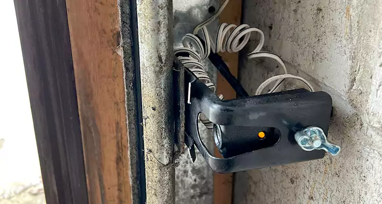 Fix Broken Garage Door Sensor in Pinecrest, FL