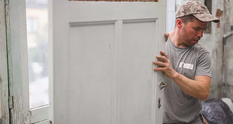 Home Front Door Replacement in Pinecrest, FL
