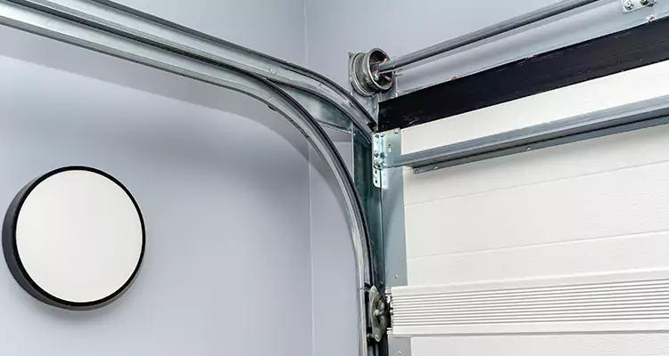 Garage Door Cable Repair Cost in Pinecrest, FL