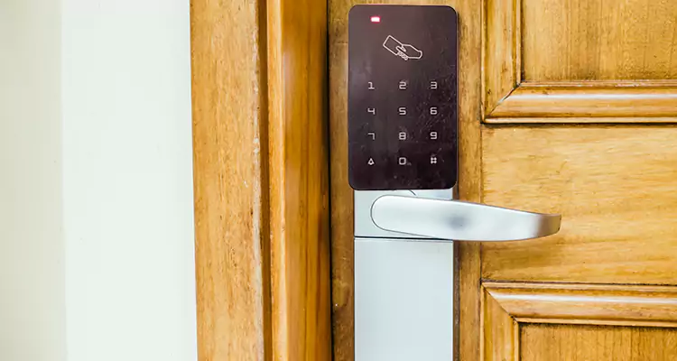 Keyless Hotel Door Locks Repair in Pinecrest, FL