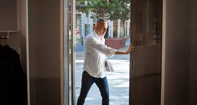 Track Cleaning and Repair for Stuck Doors in Pinecrest, FL