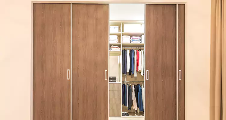 Sliding Closet Wardrobe Repairs in Pinecrest, FL